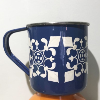 Mug émaillé bleu celtique (B6)