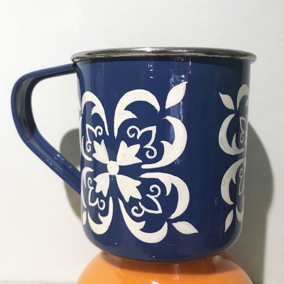 Mug émaillé bleu breton (B5)